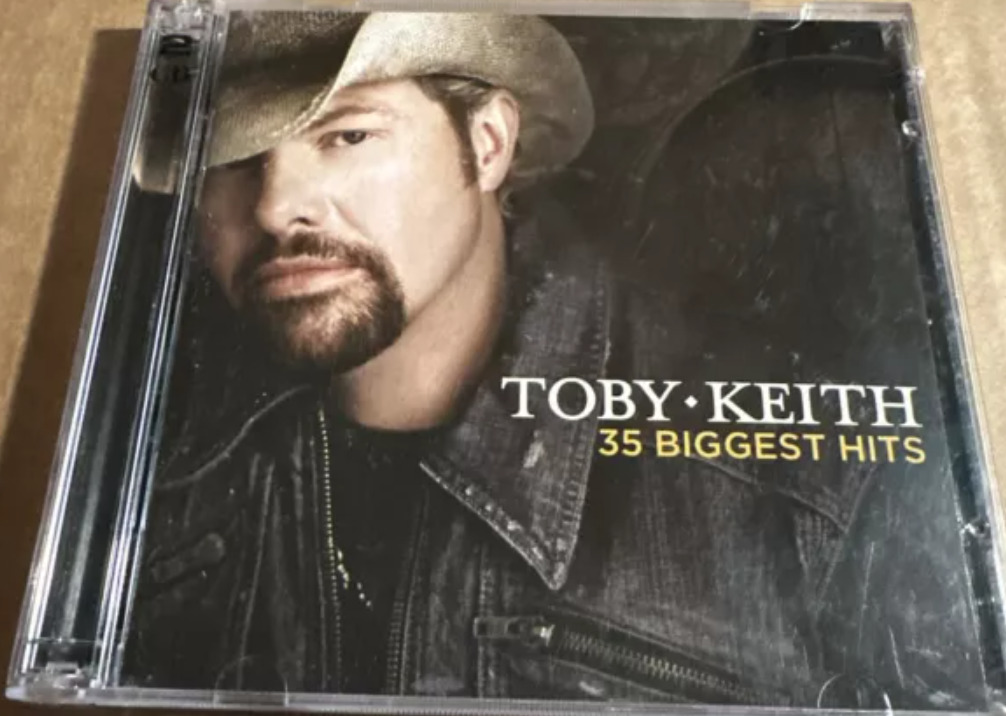 Toby Keith – Love Me If You Can